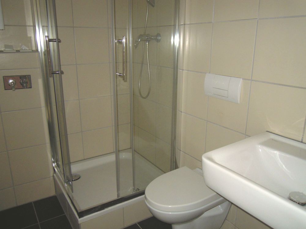 Drewitz, Erich-Pommer-Str. 16, sanierte 2-Zi mit 47,1 m² mit Balkon - Foto 3